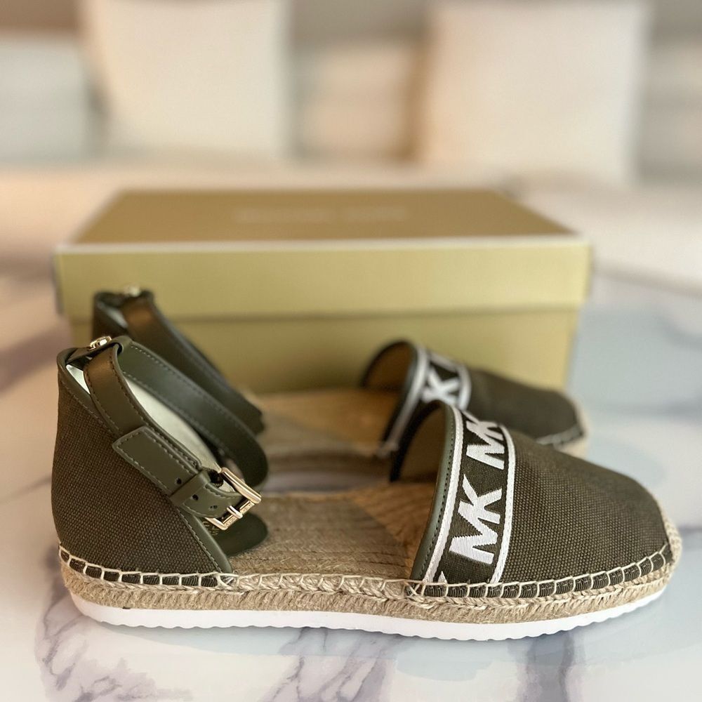 Michael Kors Fawn Espadrille, Heavy Canvas, Olive, 8M - Picture 4 of 7